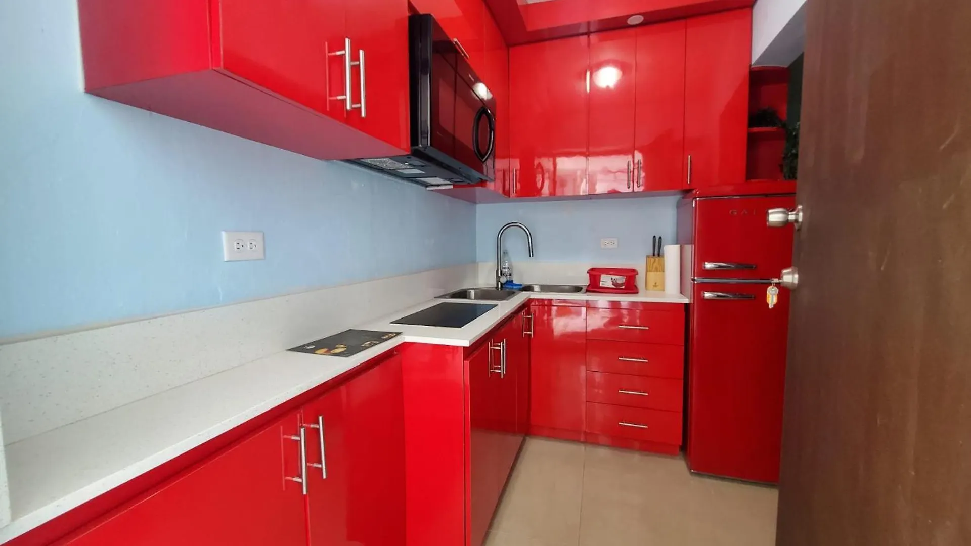 Spacious 2 Bedroom Fully Equipped Kitchen Close To Ferry, Unit 5 Catano Puerto Rico